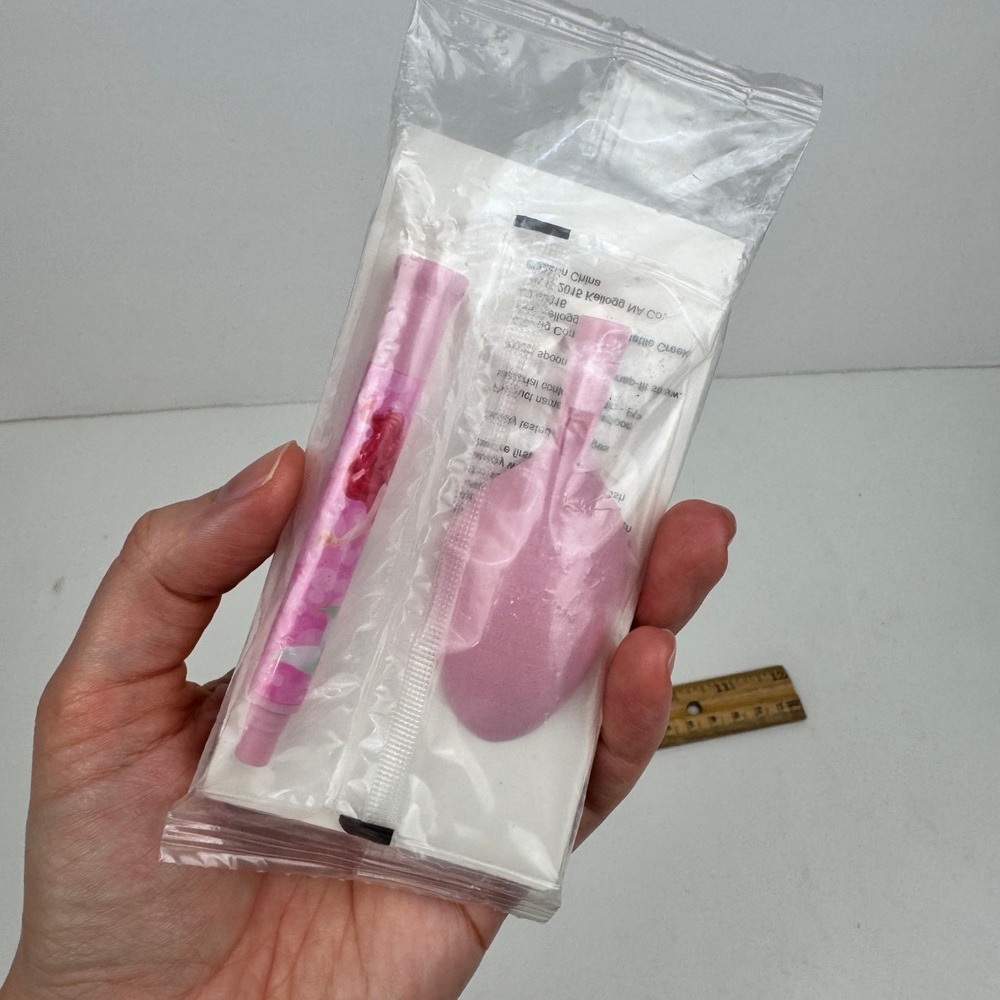 1 Sealed Little Mermaid Ariel Kelloggs Pink Straw Spoon Plastic 2015 Toy Promo